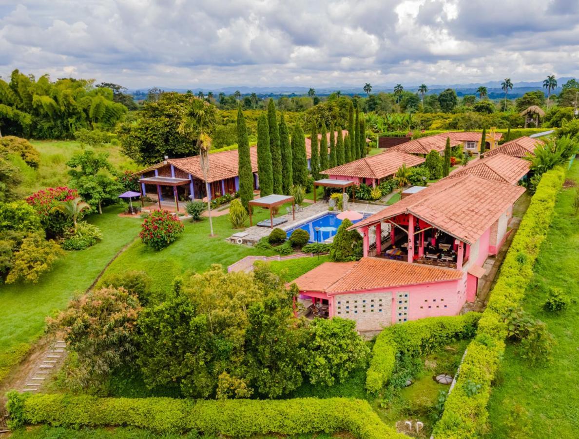 Hotel Campestre Solar De La Luna Albania  Exteriör bild