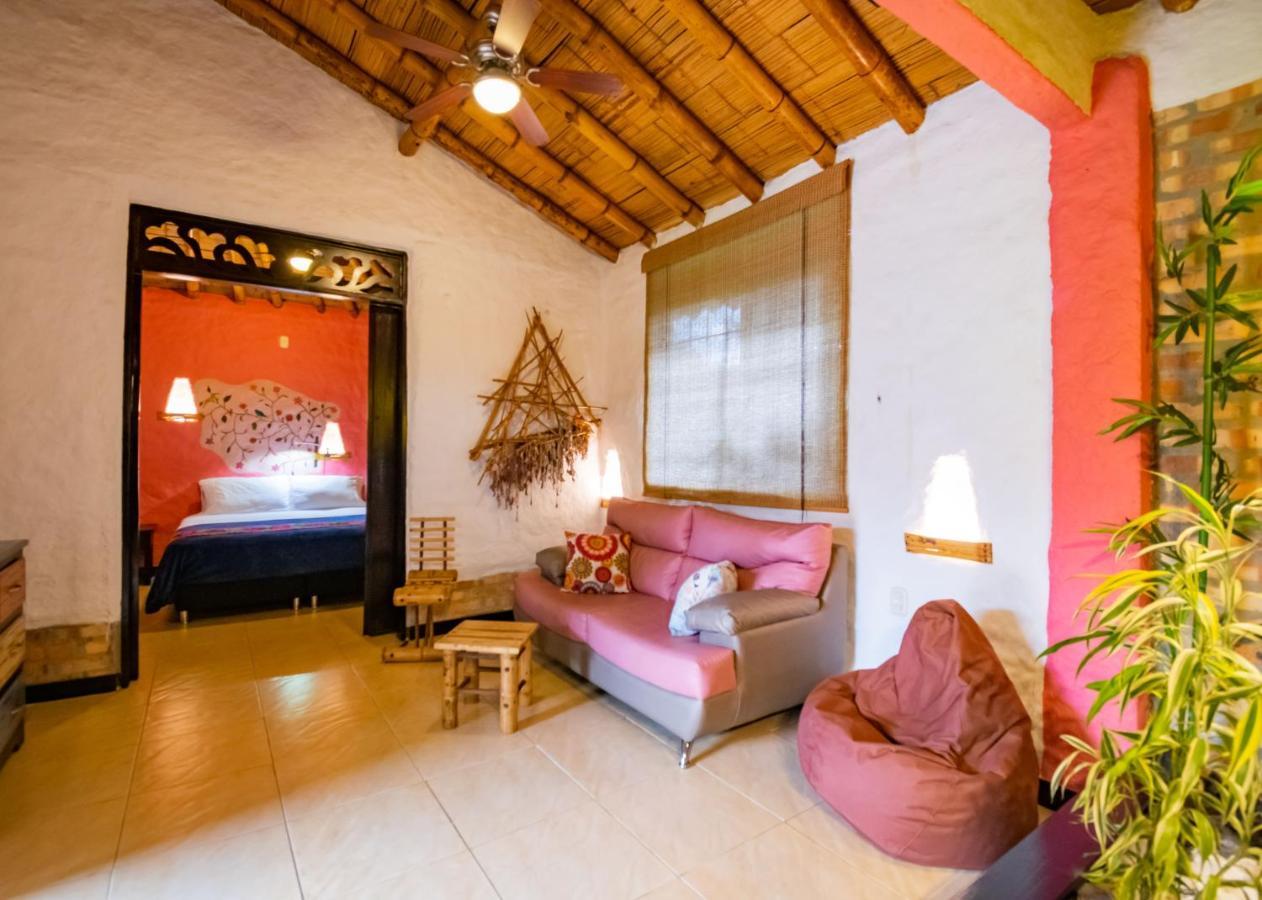 Hotel Campestre Solar De La Luna Albania  Exteriör bild