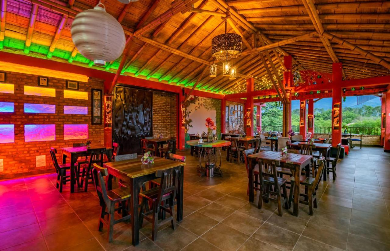 Hotel Campestre Solar De La Luna Albania  Exteriör bild