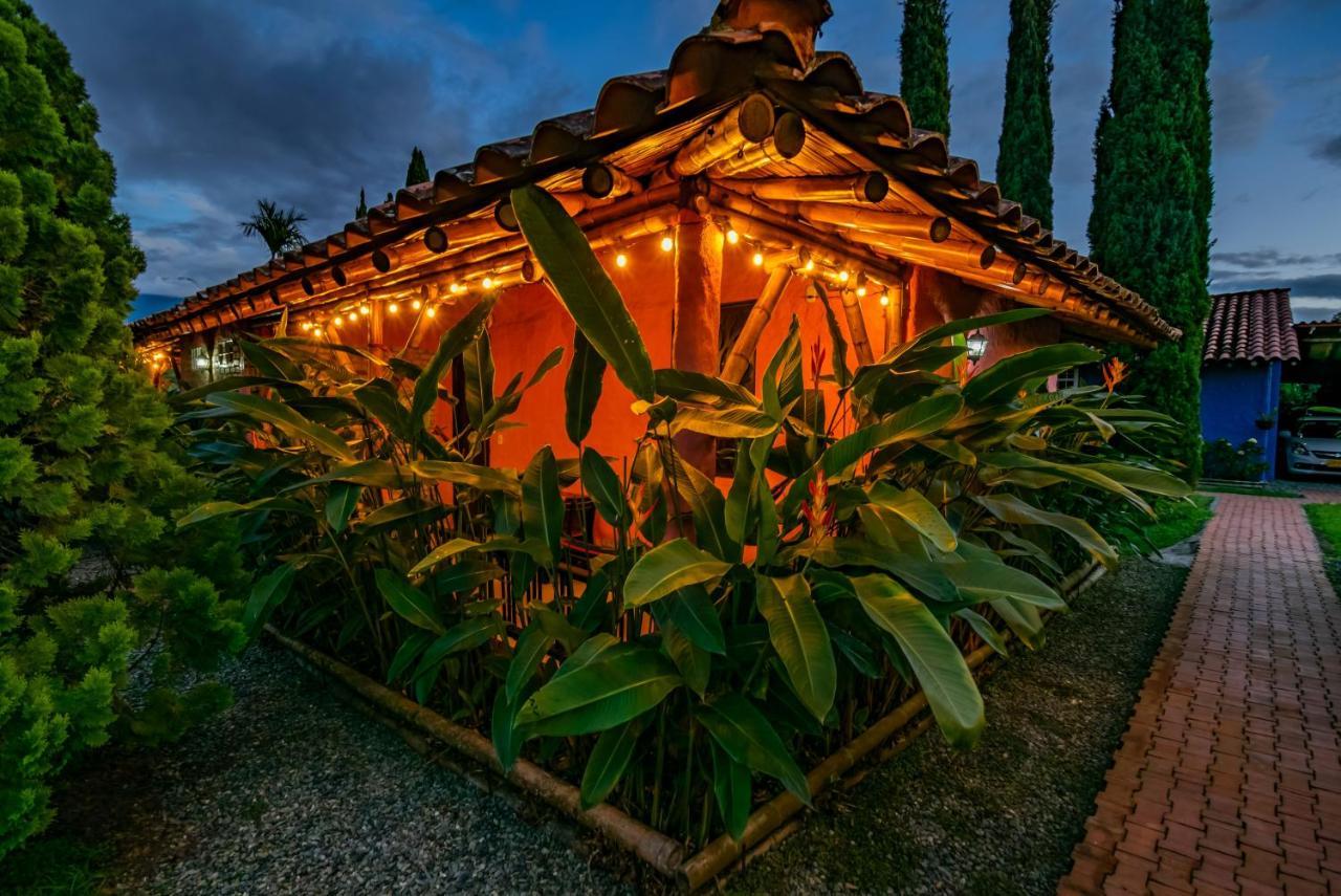 Hotel Campestre Solar De La Luna Albania  Exteriör bild