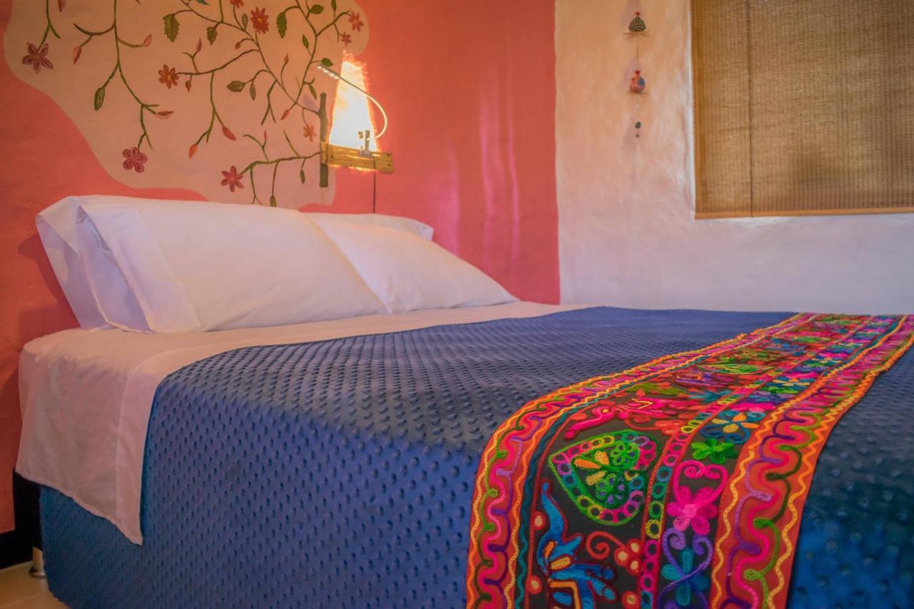 Hotel Campestre Solar De La Luna Albania  Exteriör bild
