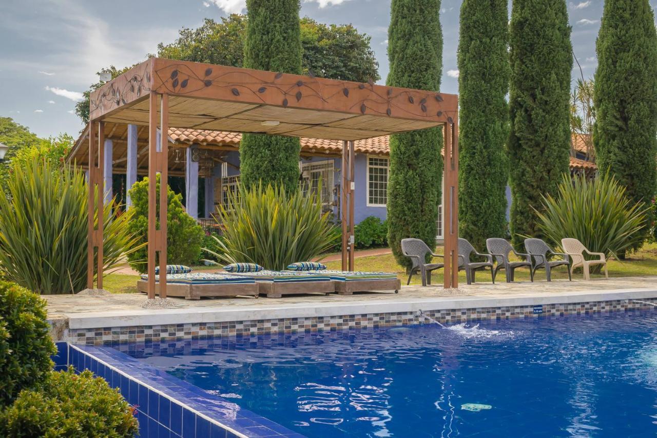 Hotel Campestre Solar De La Luna Albania  Exteriör bild
